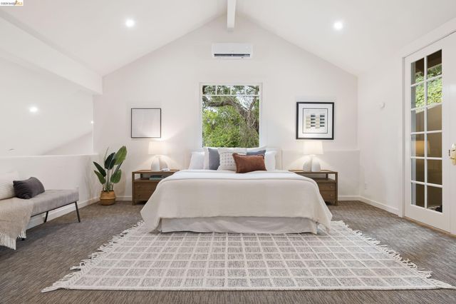695 Florence, Oakland, CA 94618