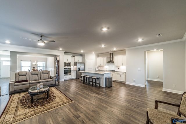 211 Maureen Drive SW, Madison, AL 35756