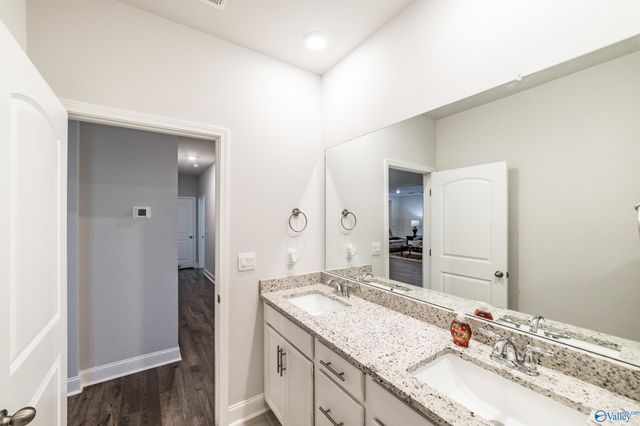 211 Maureen Drive SW, Madison, AL 35756