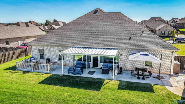 211 Maureen Drive SW, Madison, AL 35756