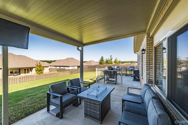 211 Maureen Drive SW, Madison, AL 35756