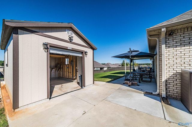 211 Maureen Drive SW, Madison, AL 35756
