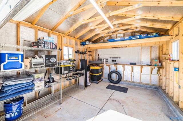 211 Maureen Drive SW, Madison, AL 35756