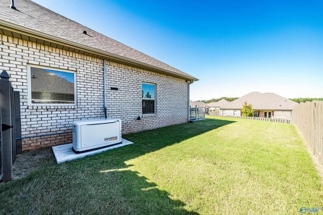 211 Maureen Drive SW, Madison, AL 35756