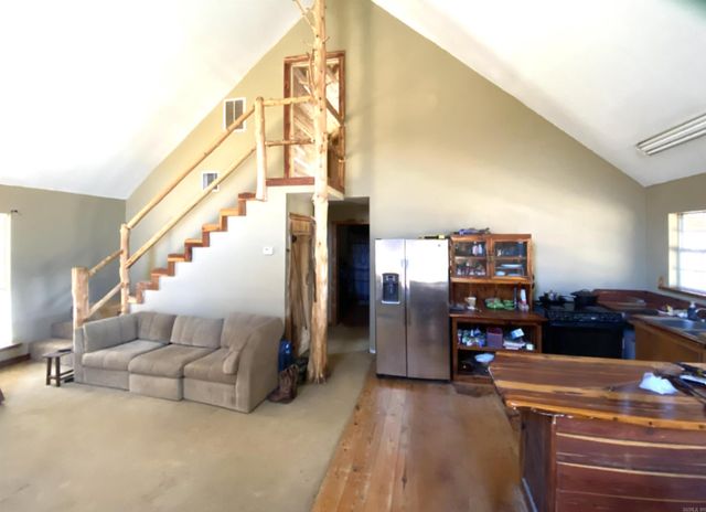 375 Batesville Mountain Road, Damascus, AR 72039