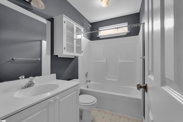 420 Riverside Chase Circle, Greer, SC 29650