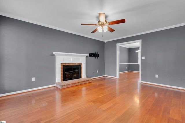 420 Riverside Chase Circle, Greer, SC 29650