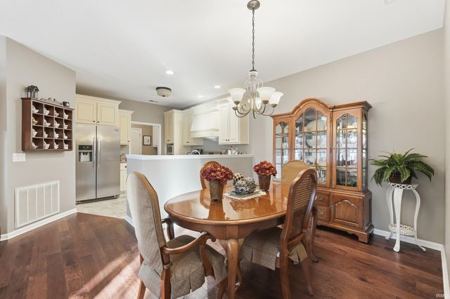 4221 Fieldbrook Pass, Fort Wayne, IN 46815