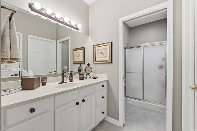 4221 Fieldbrook Pass, Fort Wayne, IN 46815