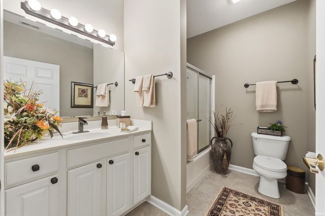 4221 Fieldbrook Pass, Fort Wayne, IN 46815