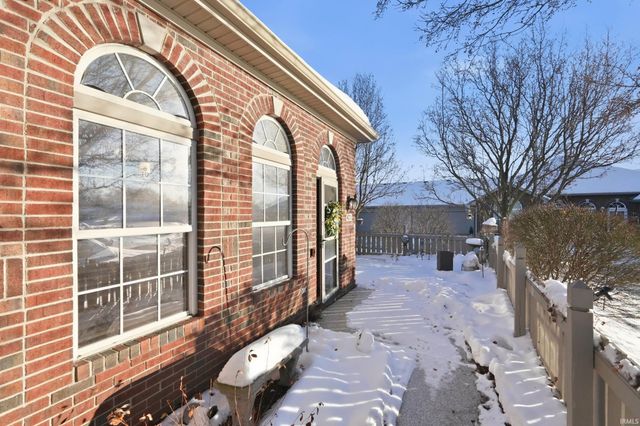 4221 Fieldbrook Pass, Fort Wayne, IN 46815