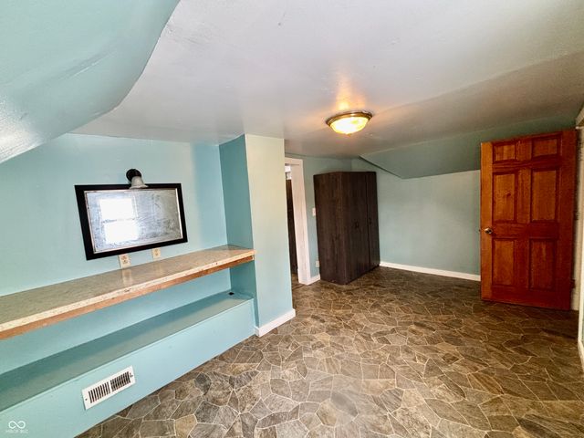 918 2nd Street, Covington, IN 47932