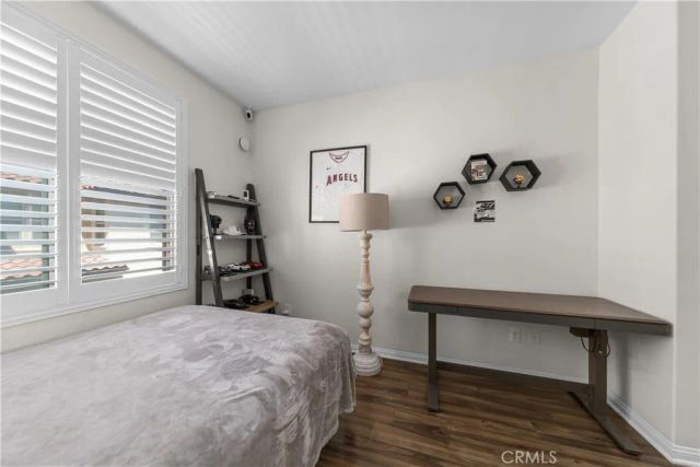 135 Neptune, Irvine, CA 92618