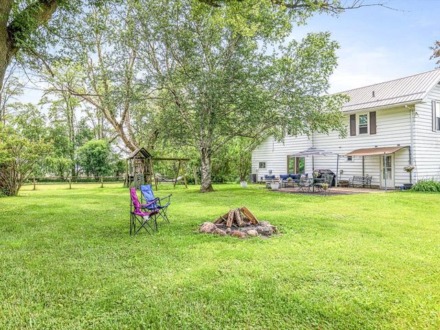 2575 S Paddock Road, Beloit, WI 53511