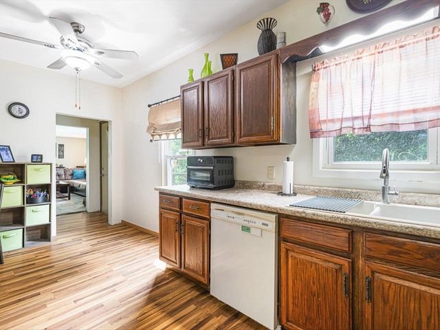 2575 S Paddock Road, Beloit, WI 53511
