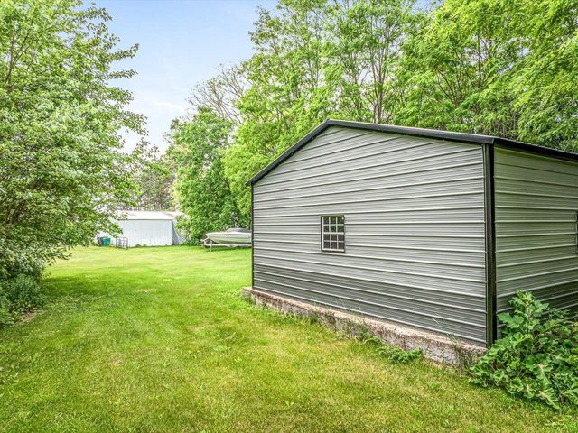 2575 S Paddock Road, Beloit, WI 53511
