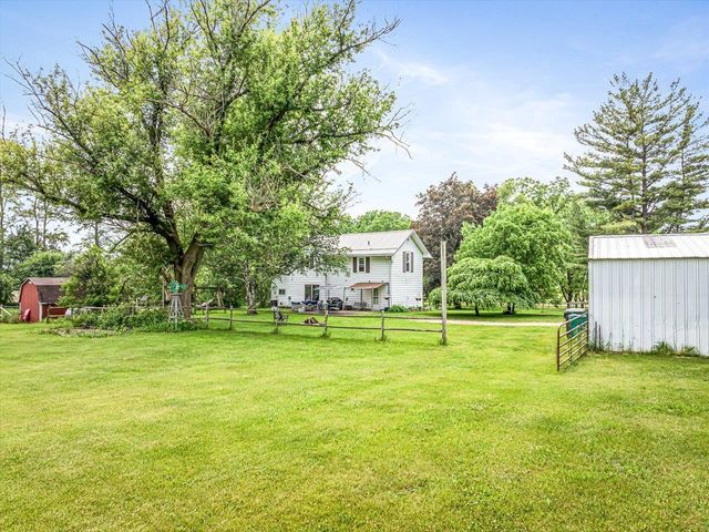 2575 S Paddock Road, Beloit, WI 53511