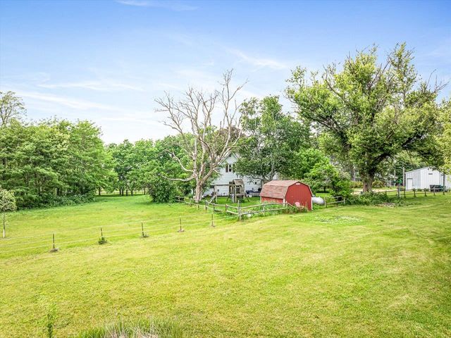 2575 S Paddock Road, Beloit, WI 53511
