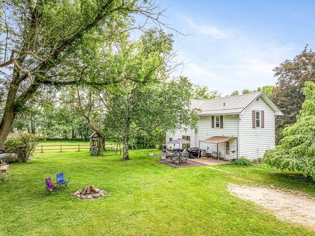 2575 S Paddock Road, Beloit, WI 53511