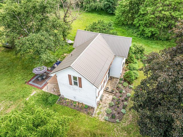 2575 S Paddock Road, Beloit, WI 53511