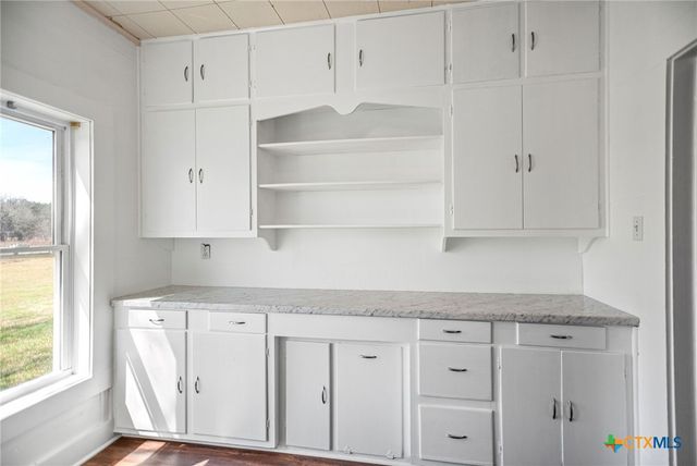 303 Garcitas Grove, Inez, TX 77968