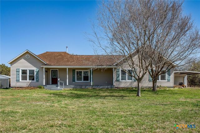 303 Garcitas Grove, Inez, TX 77968