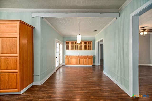 303 Garcitas Grove, Inez, TX 77968