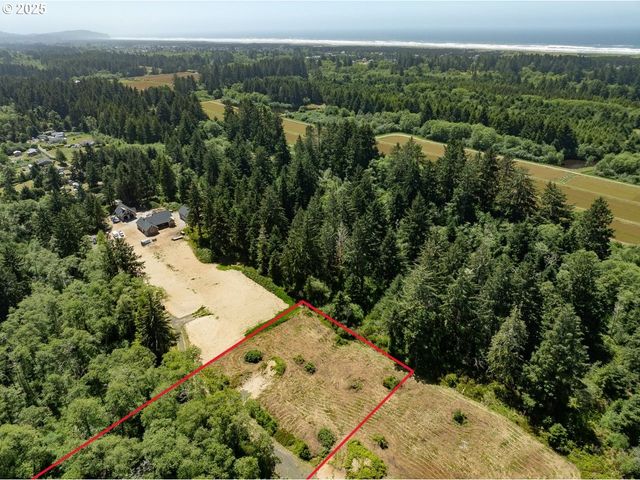 10501 PEARL Ln, Long Beach, WA 98631