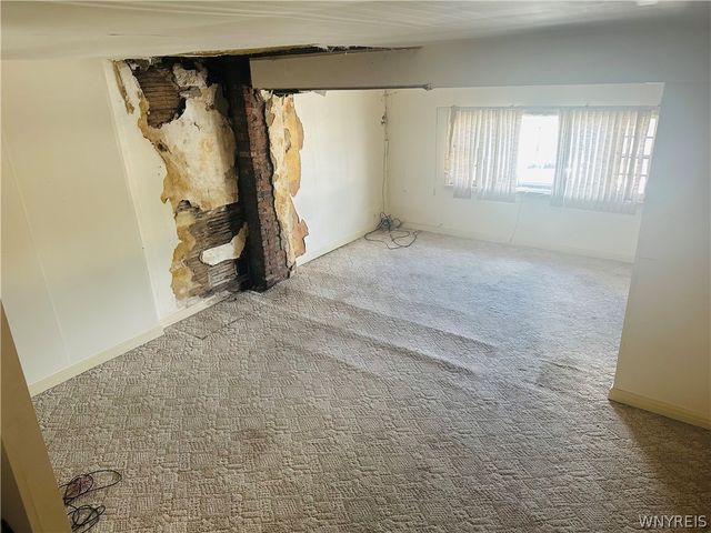1677 Main Street, Buffalo, NY 14209
