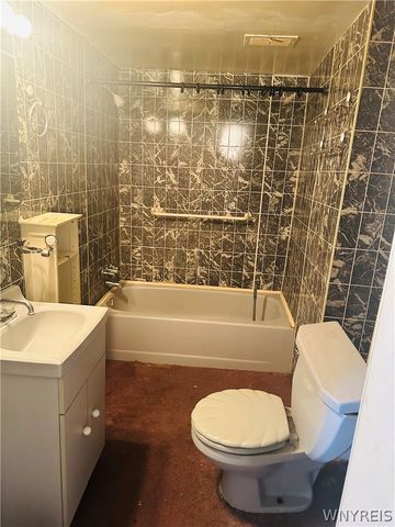 1677 Main Street, Buffalo, NY 14209