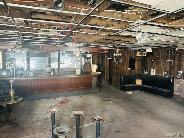 1677 Main Street, Buffalo, NY 14209