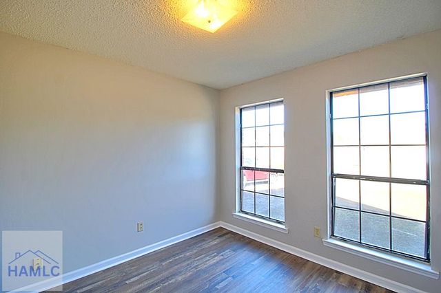 942 Gulfstream Road, Hinesville, GA 31313