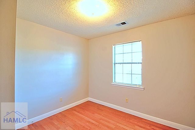 942 Gulfstream Road, Hinesville, GA 31313