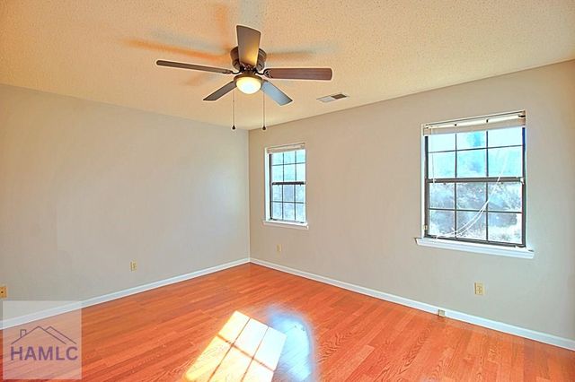 942 Gulfstream Road, Hinesville, GA 31313