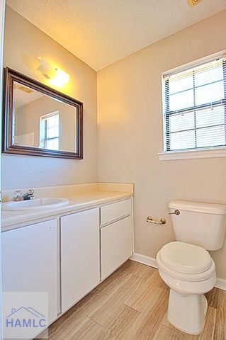 942 Gulfstream Road, Hinesville, GA 31313