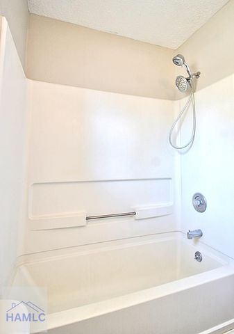 942 Gulfstream Road, Hinesville, GA 31313