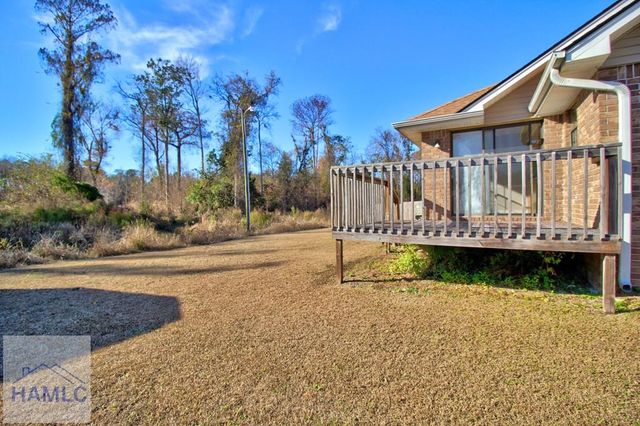 942 Gulfstream Road, Hinesville, GA 31313