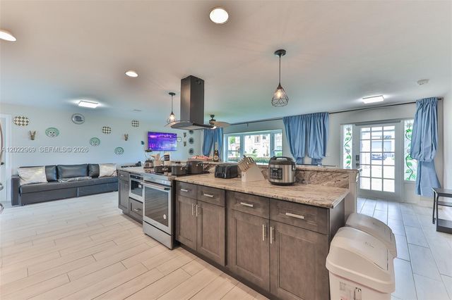 355 Bayshore Drive, Cape Coral, FL 33904
