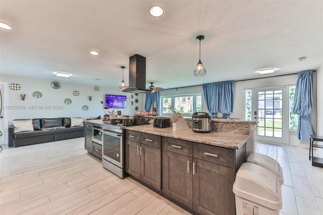 355 Bayshore Drive, Cape Coral, FL 33904