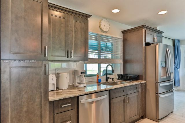 355 Bayshore Drive, Cape Coral, FL 33904