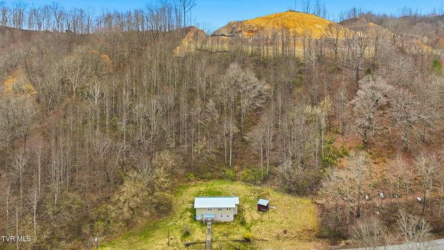 499 Ventura Road, Clintwood, VA 24228