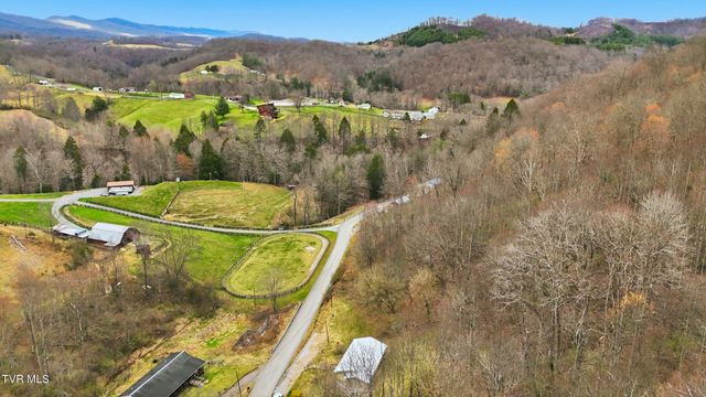 499 Ventura Road, Clintwood, VA 24228