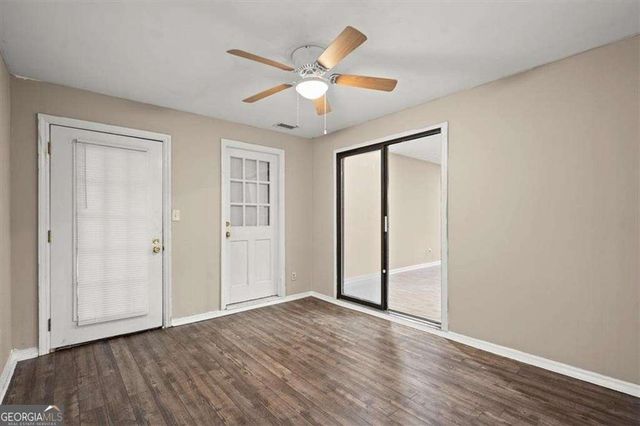 326 Farm Place Court NE, Woodstock, GA 30188