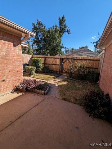 6272 Bell Gables ., Montgomery, AL 36117