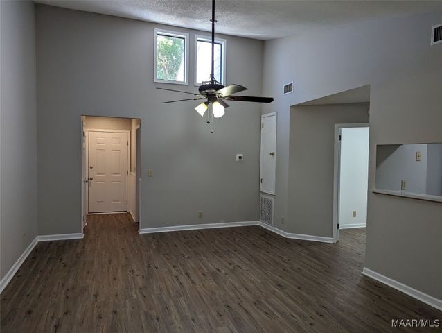 6272 Bell Gables ., Montgomery, AL 36117