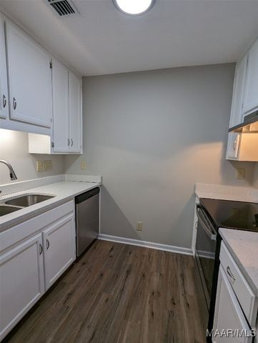 6272 Bell Gables ., Montgomery, AL 36117