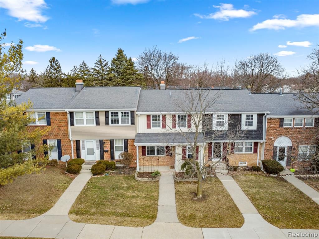 19767 Hayes Court, Northville, MI 48167