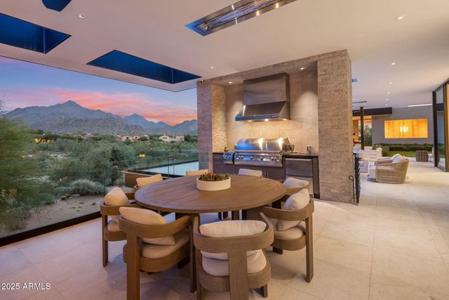 9830 E THOMPSON PEAK Parkway 912, Scottsdale, AZ 85255