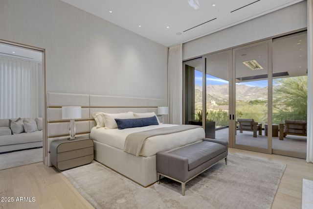 9830 E THOMPSON PEAK Parkway 912, Scottsdale, AZ 85255