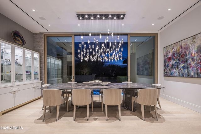 9830 E THOMPSON PEAK Parkway 912, Scottsdale, AZ 85255